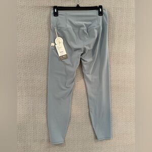 Vuori Bliss Blend Leggings - L - NWT
